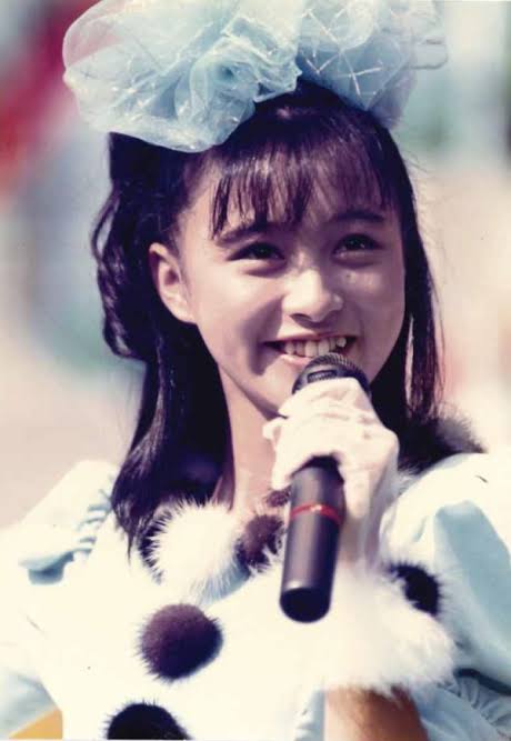 結婚式の司会者、香港で銀行員になった人も…元「おニャン子」全54人の紆余曲折なその後