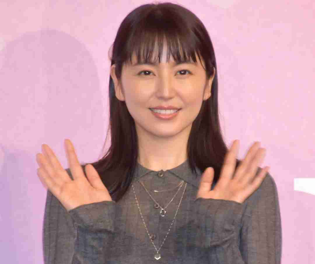 長澤まさみさん、圧巻の「ヨガウェア姿」が美しすぎた…「さすがのスタイル」「可愛すぎ」の大反響…！