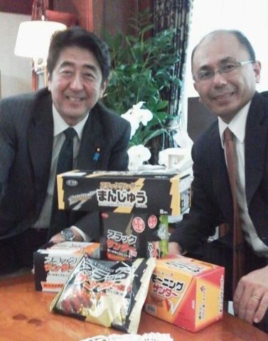 菅義偉前首相　安倍元首相は「寂しがり屋でもありました」、銃撃の一報受け「そばにいてやりたい」と奈良へ