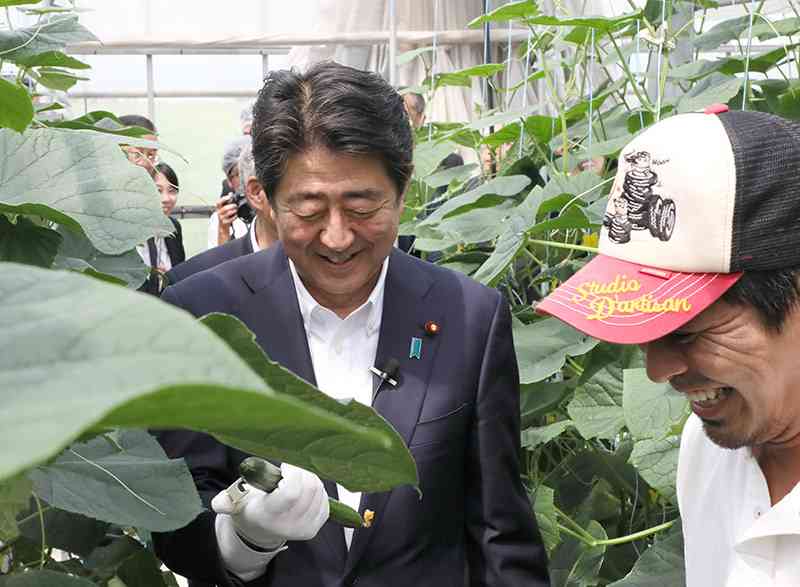 菅義偉前首相　安倍元首相は「寂しがり屋でもありました」、銃撃の一報受け「そばにいてやりたい」と奈良へ