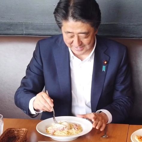 菅義偉前首相　安倍元首相は「寂しがり屋でもありました」、銃撃の一報受け「そばにいてやりたい」と奈良へ