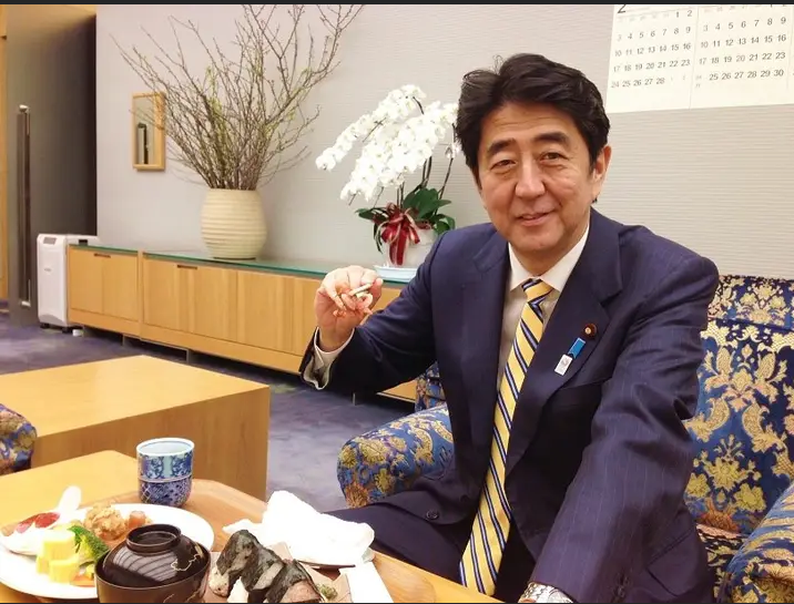 菅義偉前首相　安倍元首相は「寂しがり屋でもありました」、銃撃の一報受け「そばにいてやりたい」と奈良へ