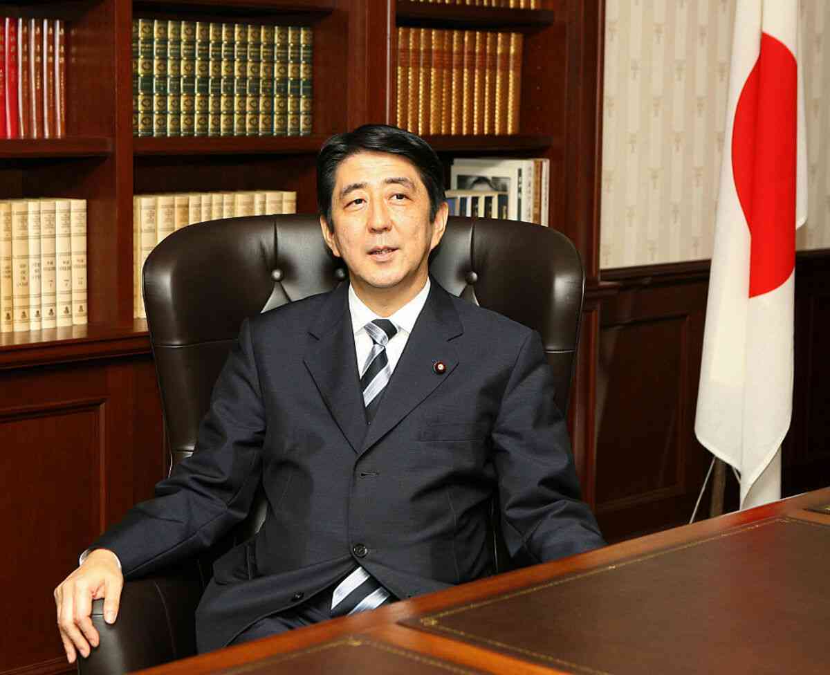 菅義偉前首相　安倍元首相は「寂しがり屋でもありました」、銃撃の一報受け「そばにいてやりたい」と奈良へ
