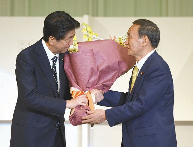 菅義偉前首相　安倍元首相は「寂しがり屋でもありました」、銃撃の一報受け「そばにいてやりたい」と奈良へ