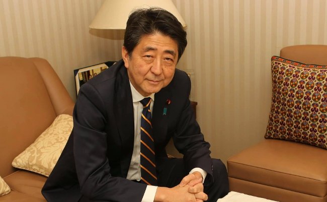 菅義偉前首相　安倍元首相は「寂しがり屋でもありました」、銃撃の一報受け「そばにいてやりたい」と奈良へ