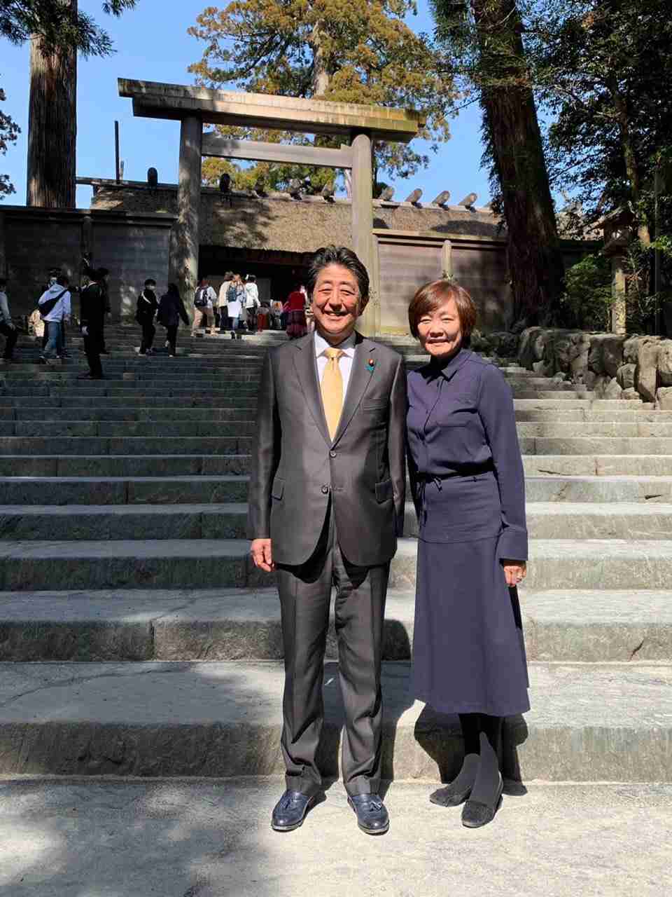 菅義偉前首相　安倍元首相は「寂しがり屋でもありました」、銃撃の一報受け「そばにいてやりたい」と奈良へ