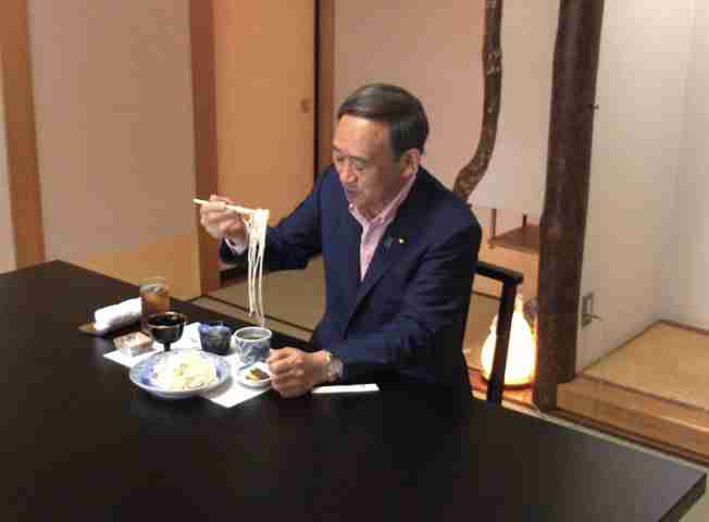 菅義偉前首相　安倍元首相は「寂しがり屋でもありました」、銃撃の一報受け「そばにいてやりたい」と奈良へ