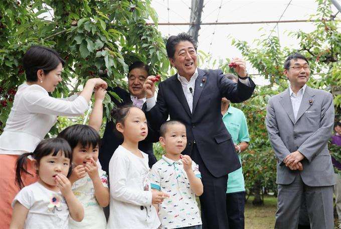 菅義偉前首相　安倍元首相は「寂しがり屋でもありました」、銃撃の一報受け「そばにいてやりたい」と奈良へ