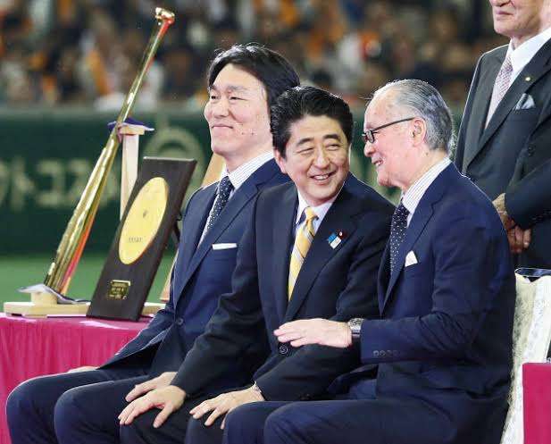 菅義偉前首相　安倍元首相は「寂しがり屋でもありました」、銃撃の一報受け「そばにいてやりたい」と奈良へ