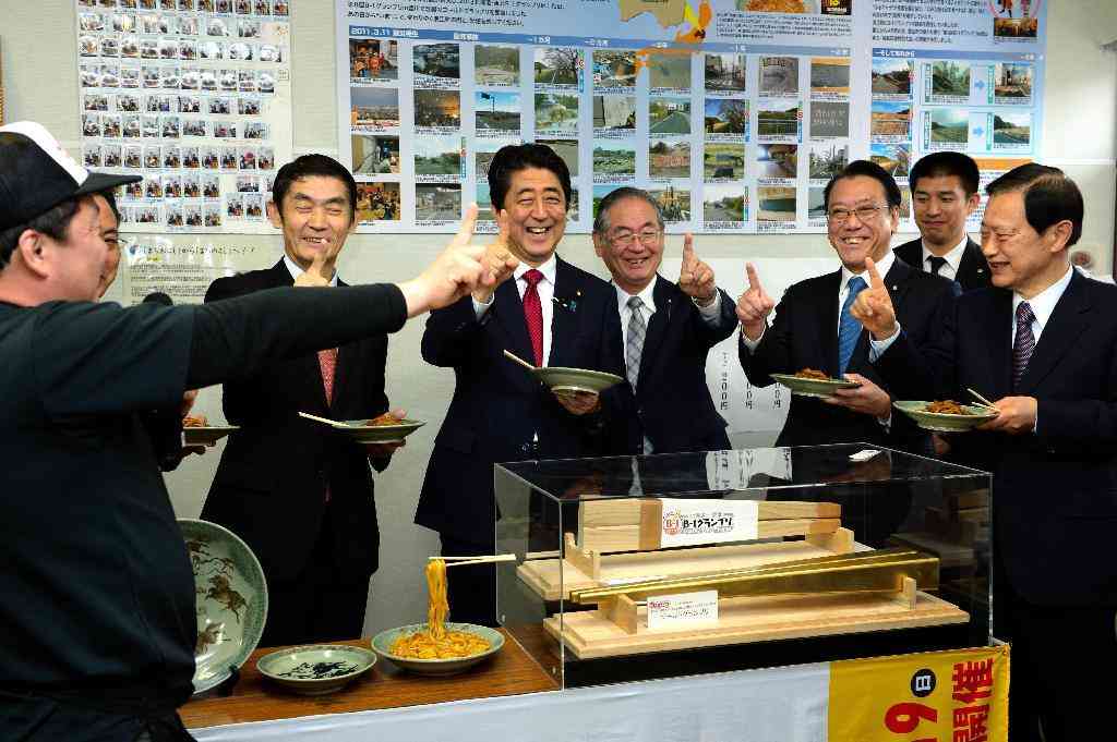 菅義偉前首相　安倍元首相は「寂しがり屋でもありました」、銃撃の一報受け「そばにいてやりたい」と奈良へ