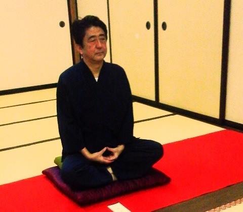 菅義偉前首相　安倍元首相は「寂しがり屋でもありました」、銃撃の一報受け「そばにいてやりたい」と奈良へ