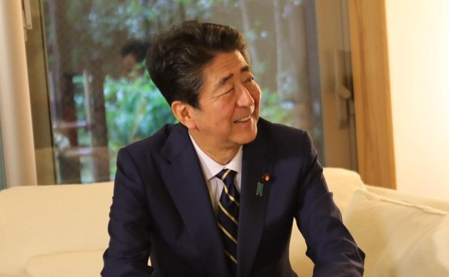 菅義偉前首相　安倍元首相は「寂しがり屋でもありました」、銃撃の一報受け「そばにいてやりたい」と奈良へ