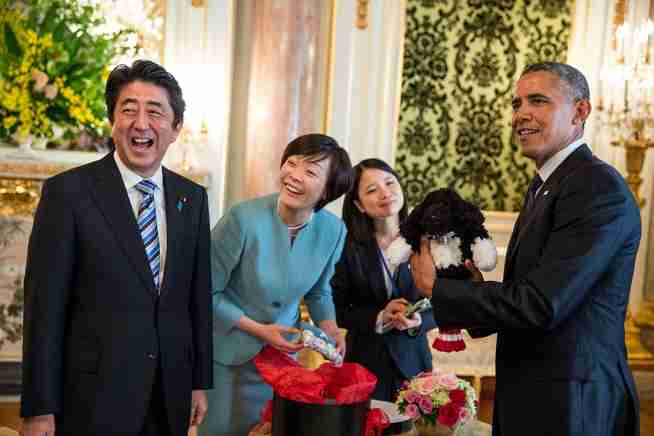 菅義偉前首相　安倍元首相は「寂しがり屋でもありました」、銃撃の一報受け「そばにいてやりたい」と奈良へ