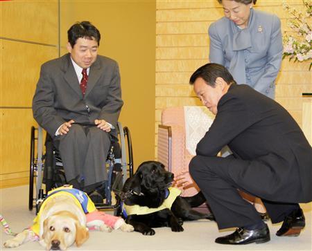 菅義偉前首相　安倍元首相は「寂しがり屋でもありました」、銃撃の一報受け「そばにいてやりたい」と奈良へ