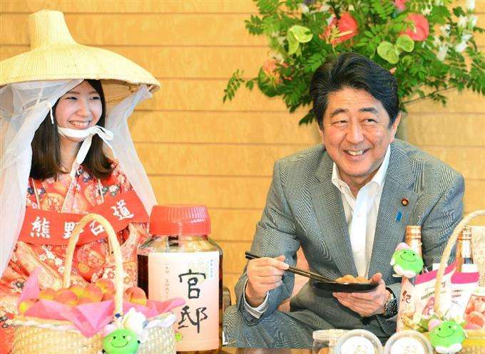 菅義偉前首相　安倍元首相は「寂しがり屋でもありました」、銃撃の一報受け「そばにいてやりたい」と奈良へ