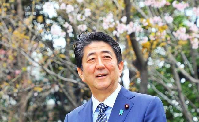 菅義偉前首相　安倍元首相は「寂しがり屋でもありました」、銃撃の一報受け「そばにいてやりたい」と奈良へ