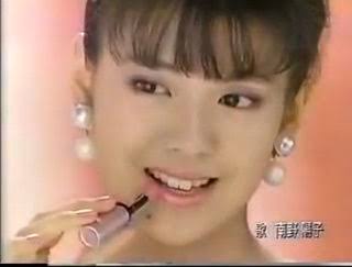 印象深い化粧品のCM曲！