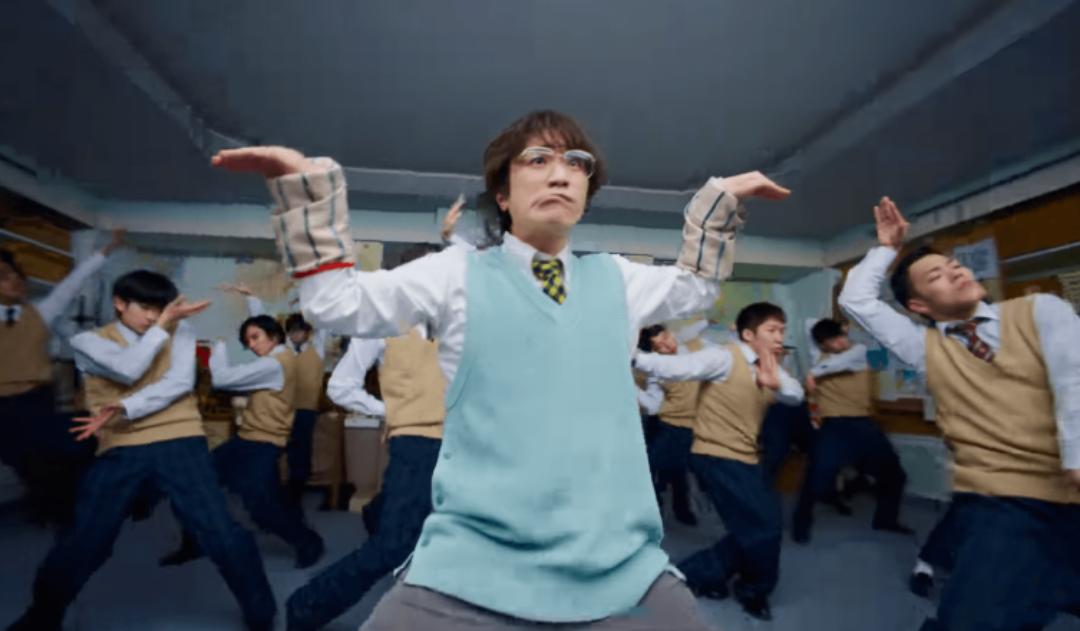 一度聞いたら忘れられないインパクトがある曲