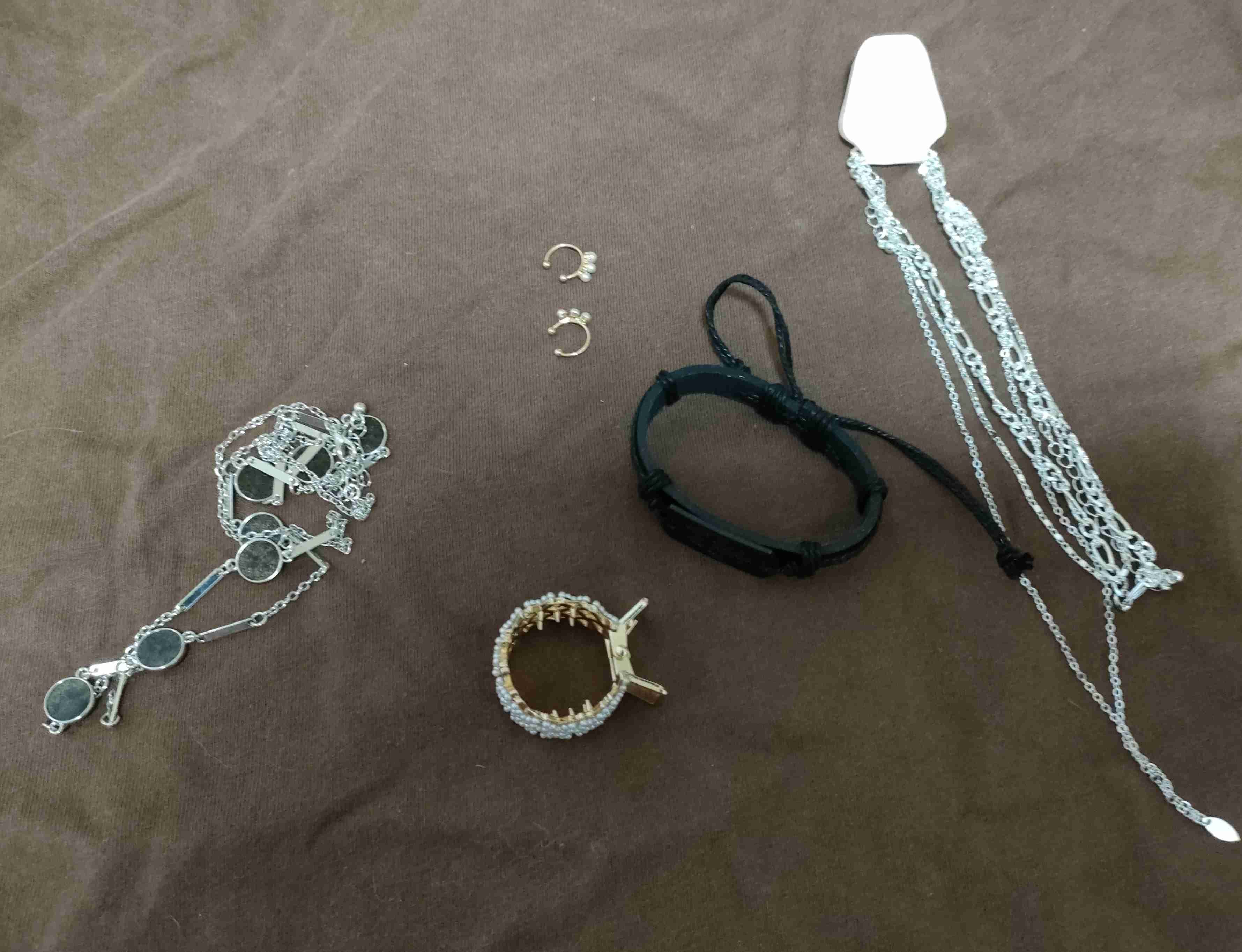 SHEINでワンピースを買ったら…？「届いたもの」に笑うしかない