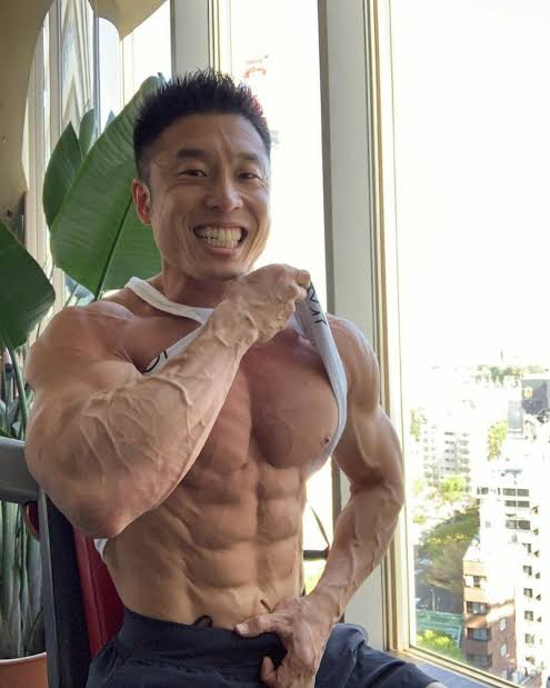 [芸人版] 彼氏感のある画像を貼るトピPart4