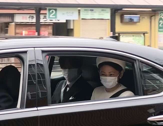 バルコニーからはしご車で男性救助 金沢・片町のビル