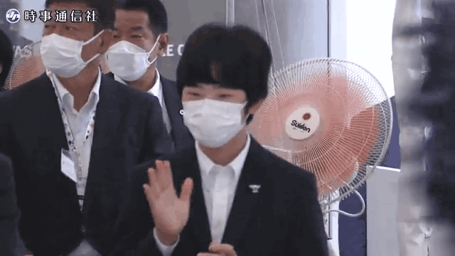 バルコニーからはしご車で男性救助 金沢・片町のビル