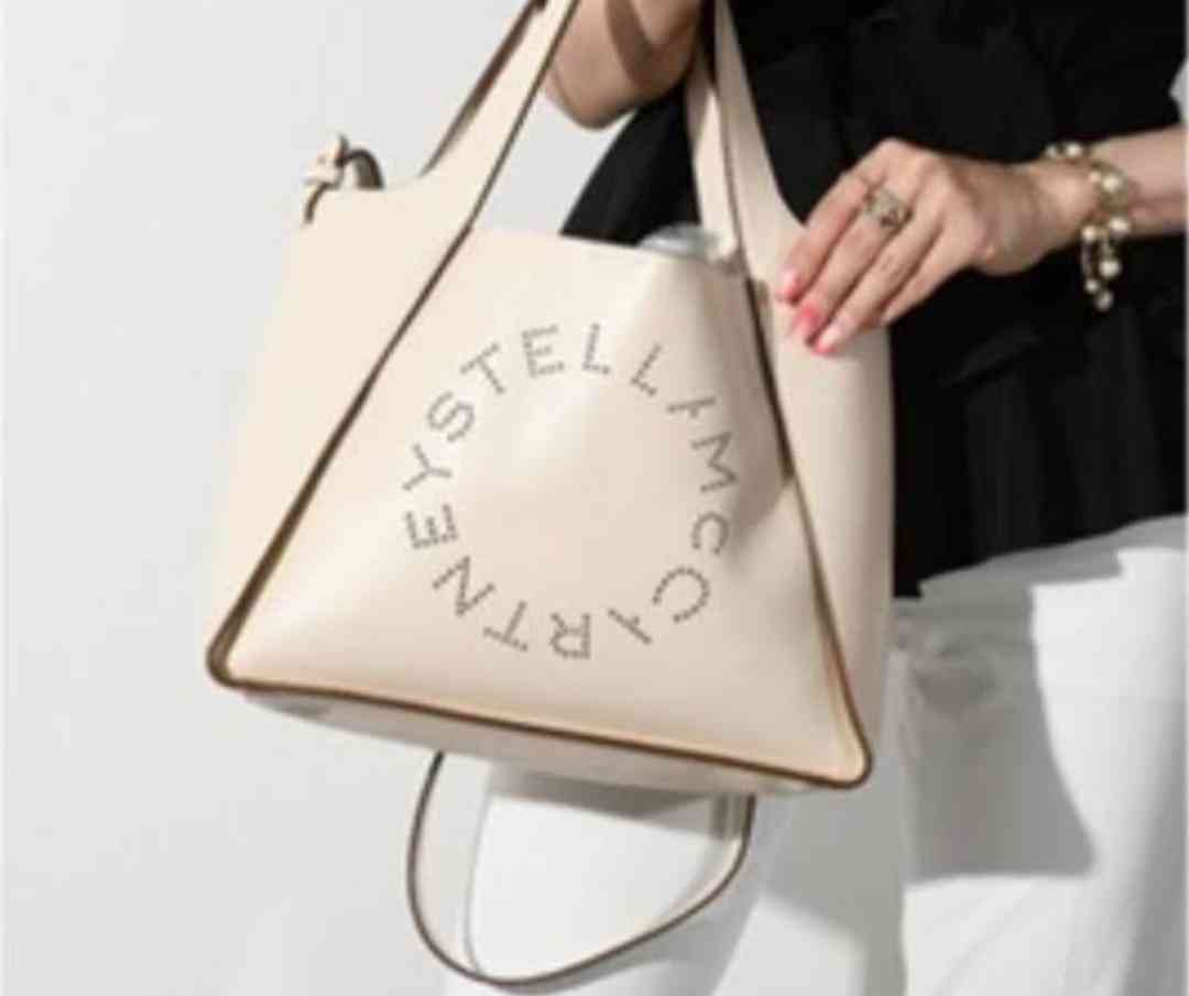 今日のバッグ見せてくださいpart2