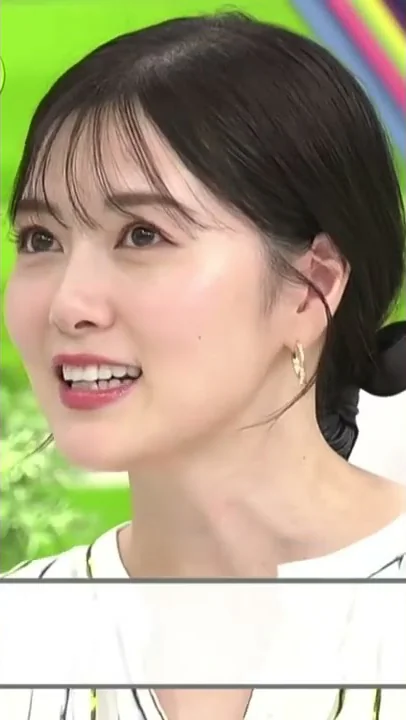 白石麻衣“30歳の誕生日”に祝福の嵐 最新ショットに反響「地球上で一番かわいい三十路」