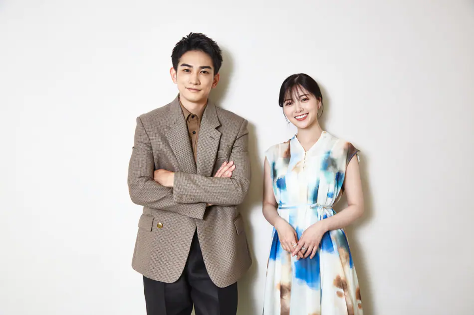 白石麻衣“30歳の誕生日”に祝福の嵐 最新ショットに反響「地球上で一番かわいい三十路」