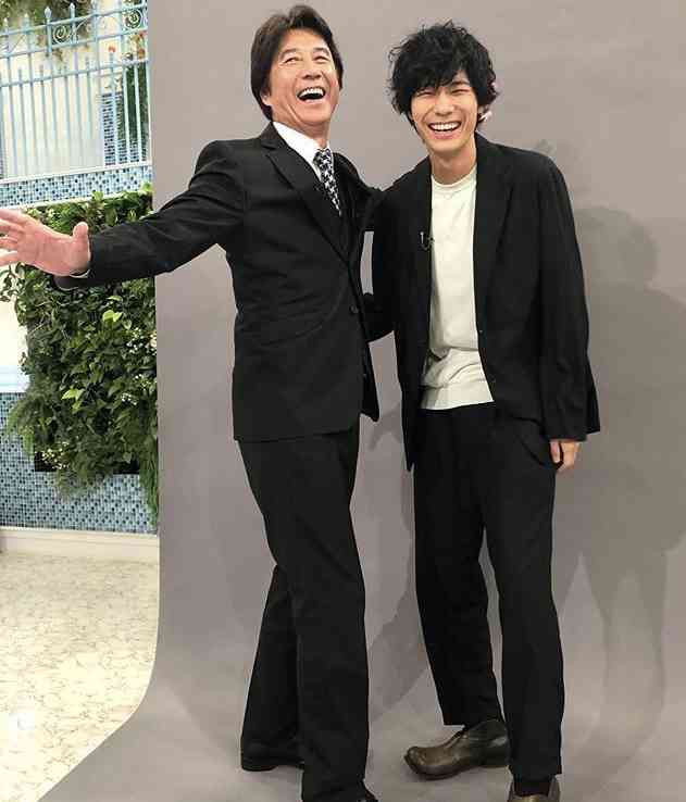 身長180センチ以上の有名人の画像を貼るトピ
