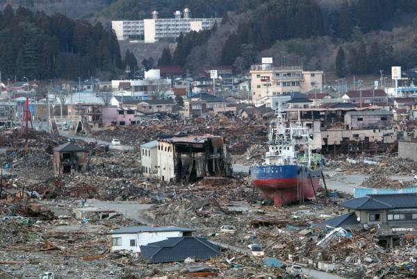 【閲覧注意】海や湖が怖くなる画像くださいPart2
