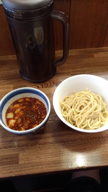 酸っぱ辛い食べ物