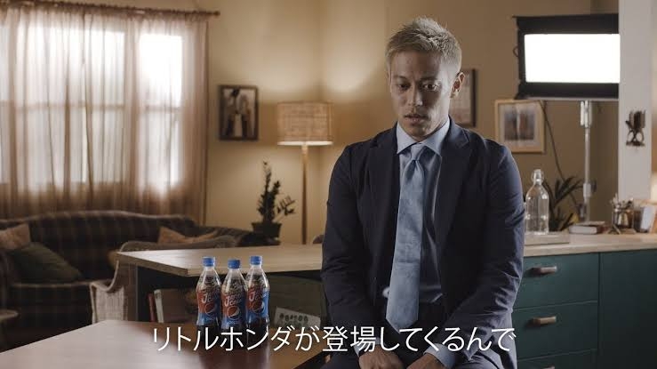 「俺の中にいる俺以外の人間が包丁を」と否認、路上で包丁所持の疑いで無職の男を逮捕