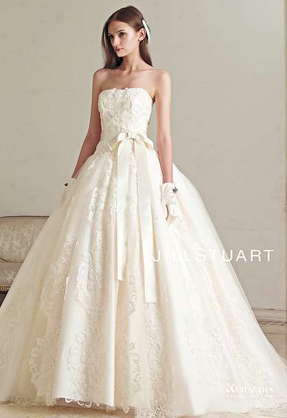 ウエディングドレスどんなの着た？