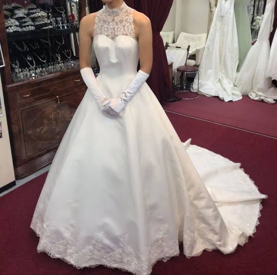 ウエディングドレスどんなの着た？