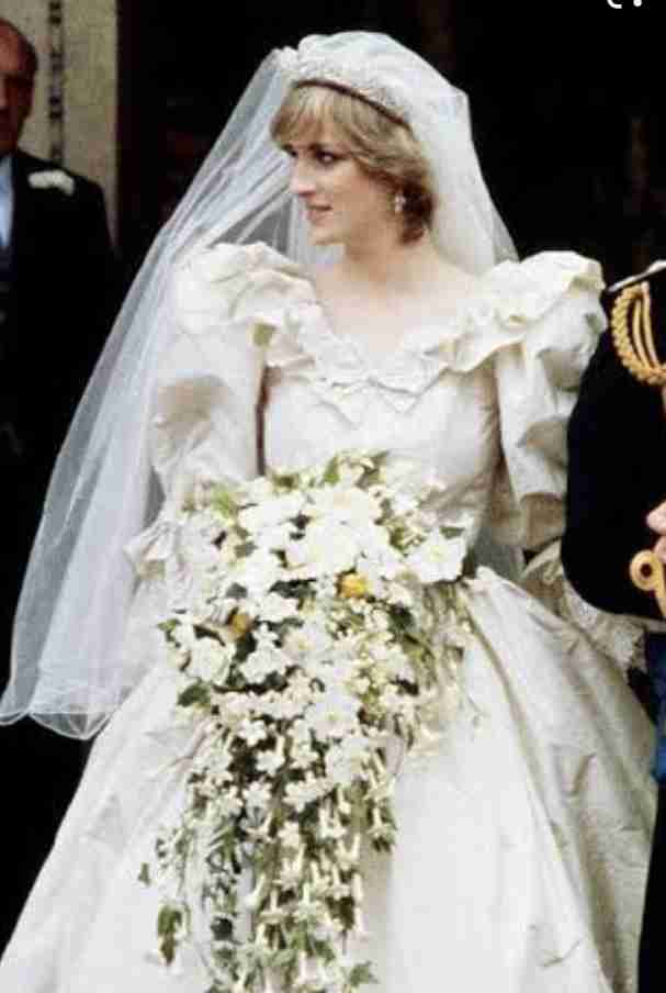 ウエディングドレスどんなの着た？