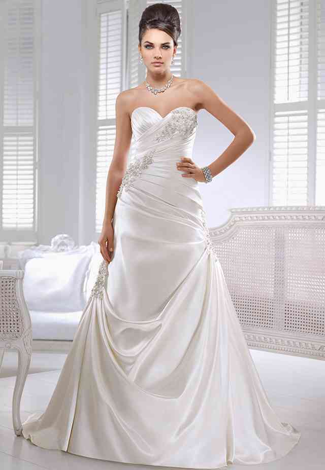 ウエディングドレスどんなの着た？