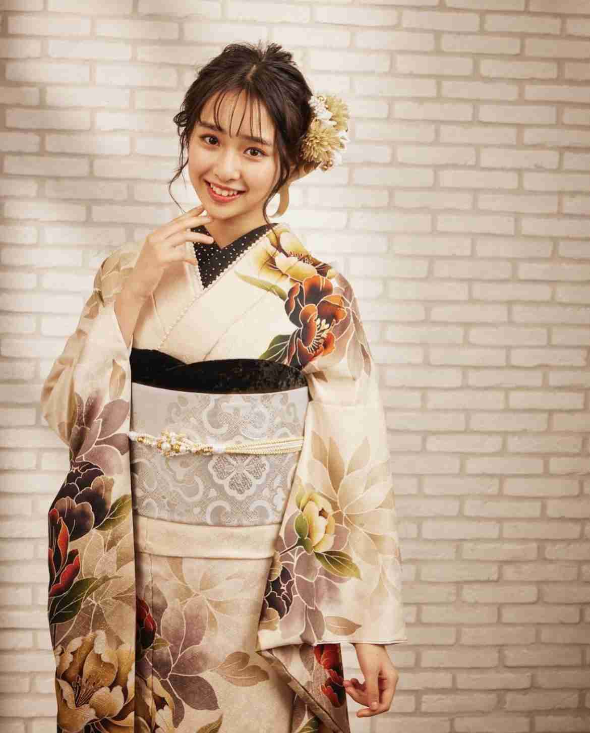 藤岡舞衣　兄・真威人との美しすぎる兄妹ショット公開「二人とも絵になります」「かっこいい兄妹」