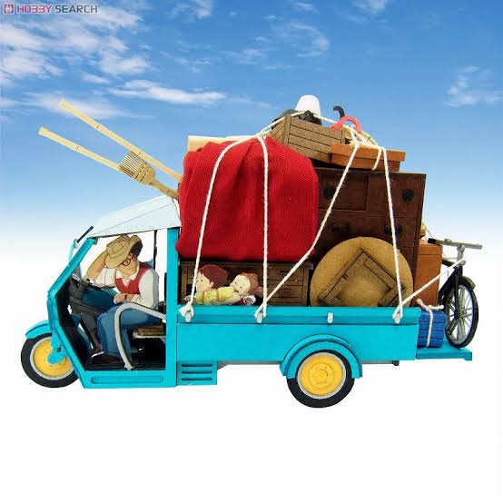 トミカ×ジブリがコラボ 『トトロ』ネコバス&『紅の豚』サボイア&『千と千尋』海原電鉄を発売