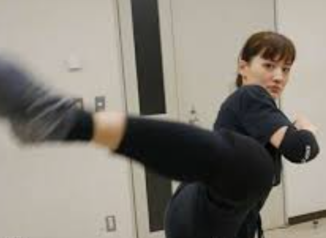 綾瀬はるか、3年ぶり7度目の『会津藩公行列』 会津弁であいさつ「記念の年にまた呼んでくれてありがとなし」