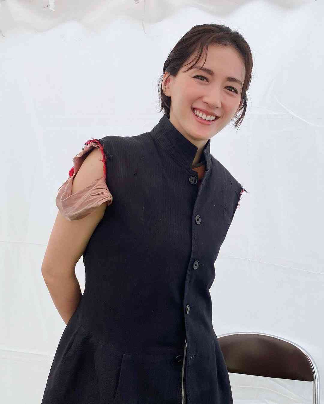 綾瀬はるか、3年ぶり7度目の『会津藩公行列』 会津弁であいさつ「記念の年にまた呼んでくれてありがとなし」