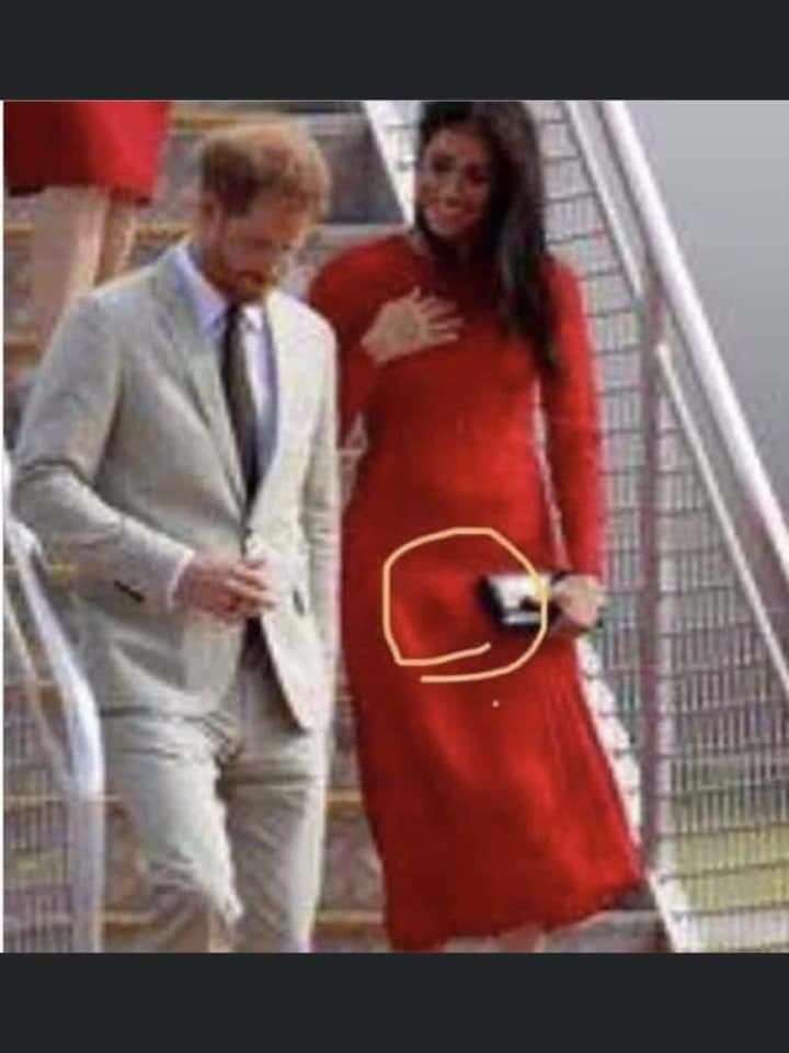 武装した男、米FBI支局に「侵入」試み射殺される　オハイオ州シンシナティ