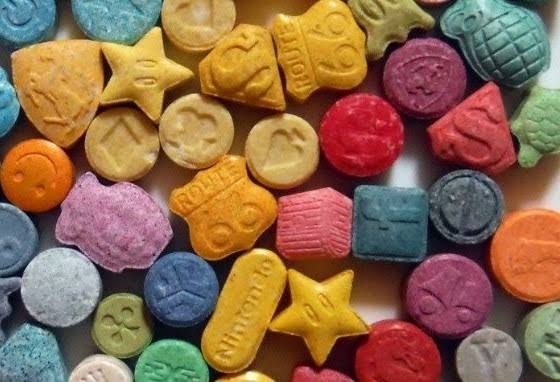 人気キャラクターを模した錠剤、実は覚醒剤…容疑の男「やばいものと思っていたが」