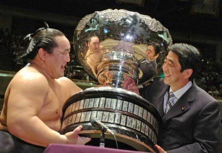 〈独自〉安倍元首相のデジタル献花を立ち上げ　25日から