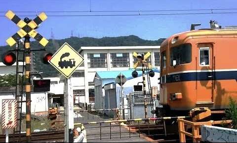 NHKの「電車」表記に「列車だろ!」「正確に報道して」 鉄オタ指摘殺到...局がツイート謝罪・訂正