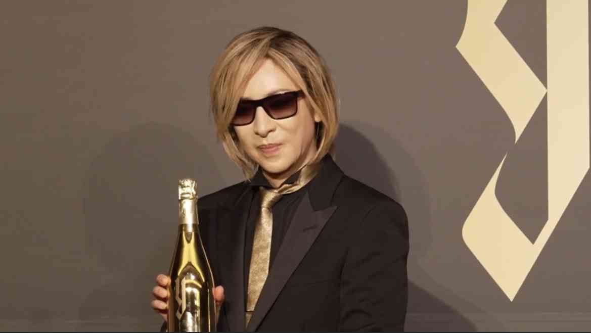 樽美酒研二“顔出し”どアップ&丸メガネ和装姿「イケメン過ぎて目が離せない」「はうっ 撃ち抜かれました」