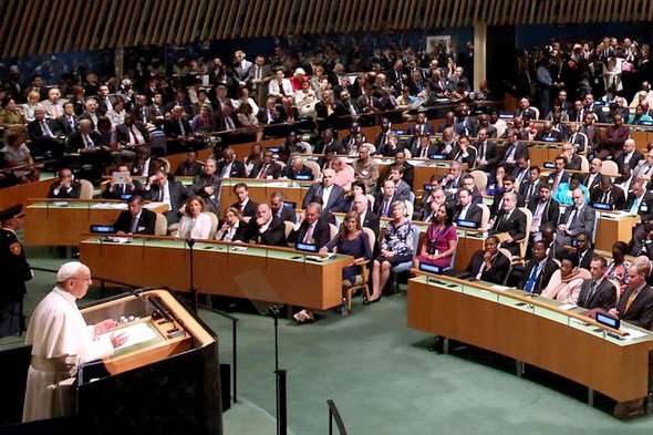 ひろゆき氏 安倍元首相の国葬に私見「政治家が功罪あるのは当然」「彼なりに日本の為に色々とやって…」