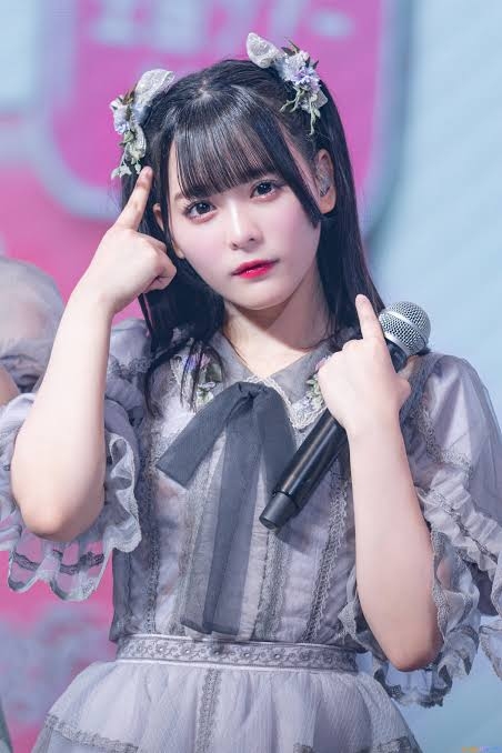 デヴィ夫人、アイドルの髪形に容赦ないダメ出し　「うっとうしいです」