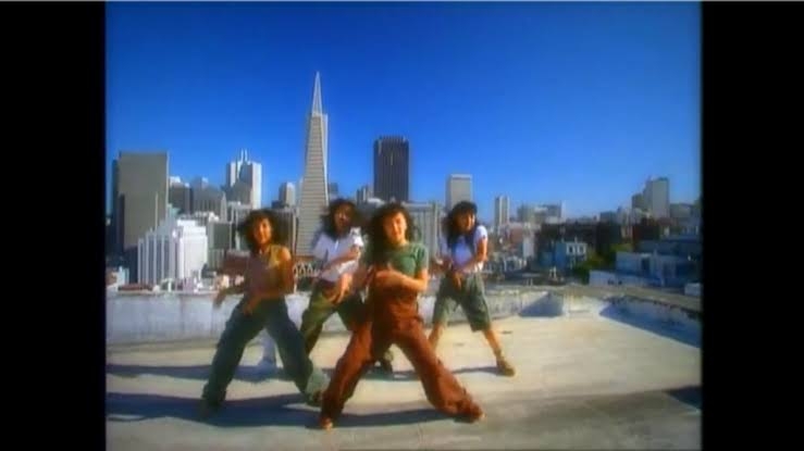 アメリカの日常生活を感じられる映画やドラマや動画