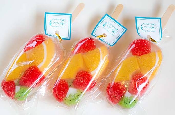 今の流行は固形シャンプー!   固形を使えば、髪の毛の乾く時間は半分以下に!?
